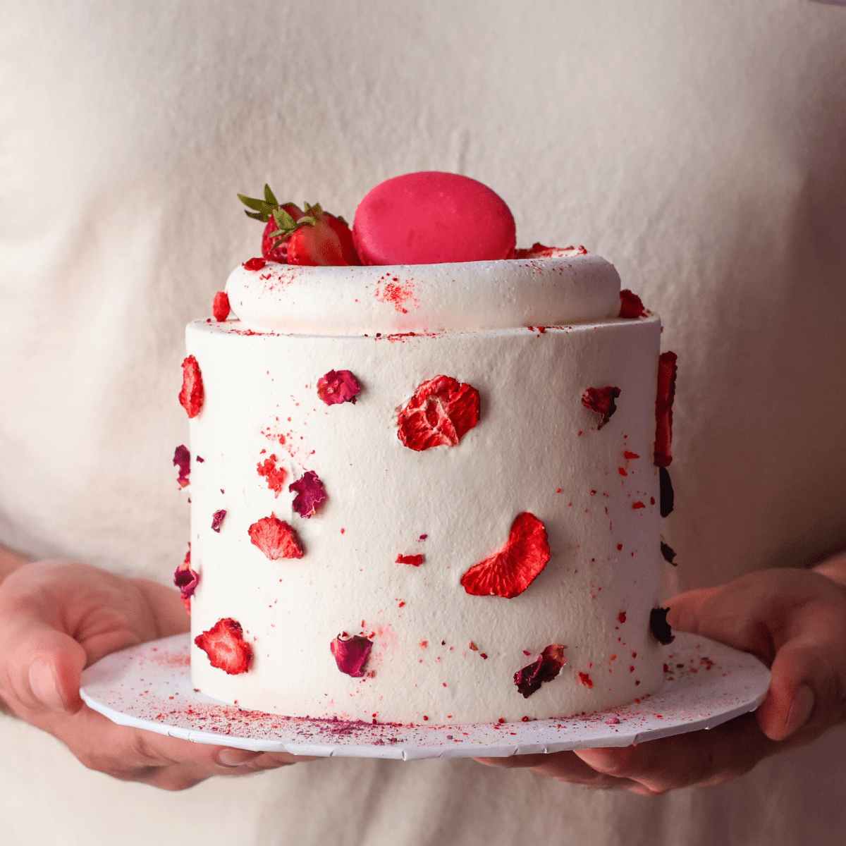 Strawberry Cake | dbakers Sweet Studio